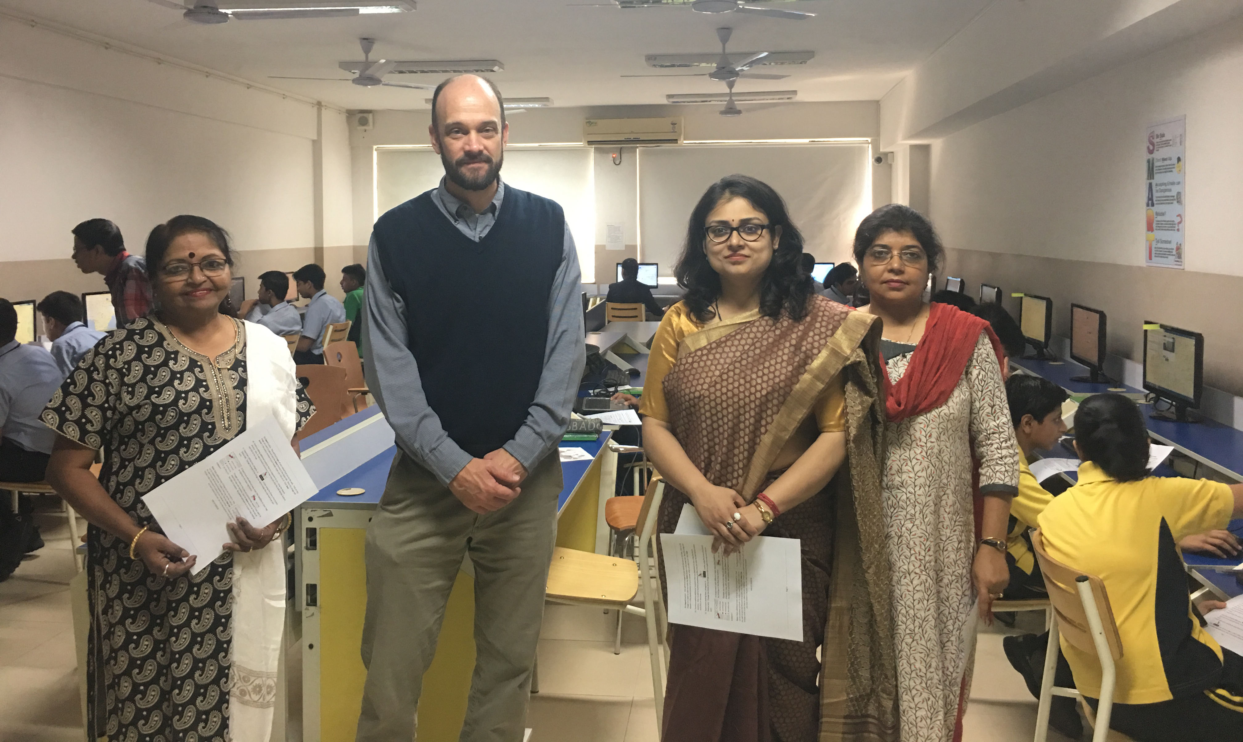 Sri_Sri_Academy_teaching_crop.jpg